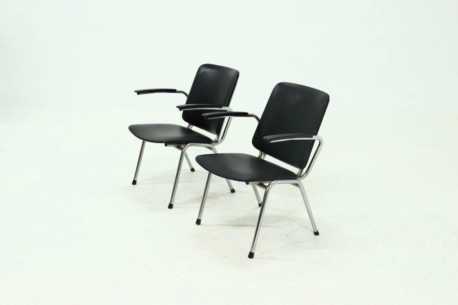 Set Of 2 Tubular Armchairs By Gebroeders de Wit 1960s image 3