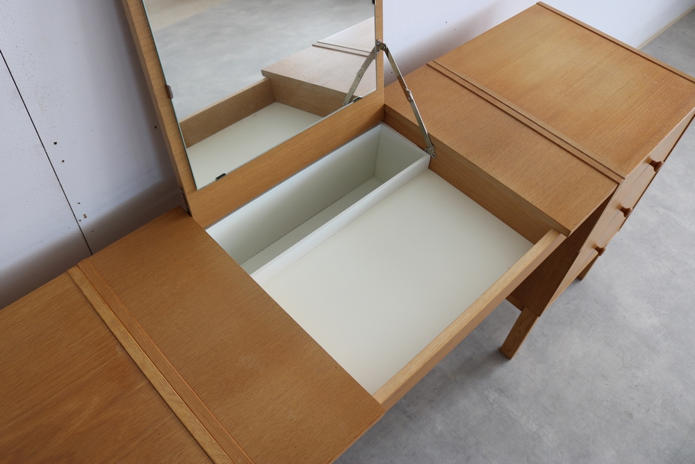 Vintage Bureau | Kaptafel | Jaren 60 | Zweeds image 5