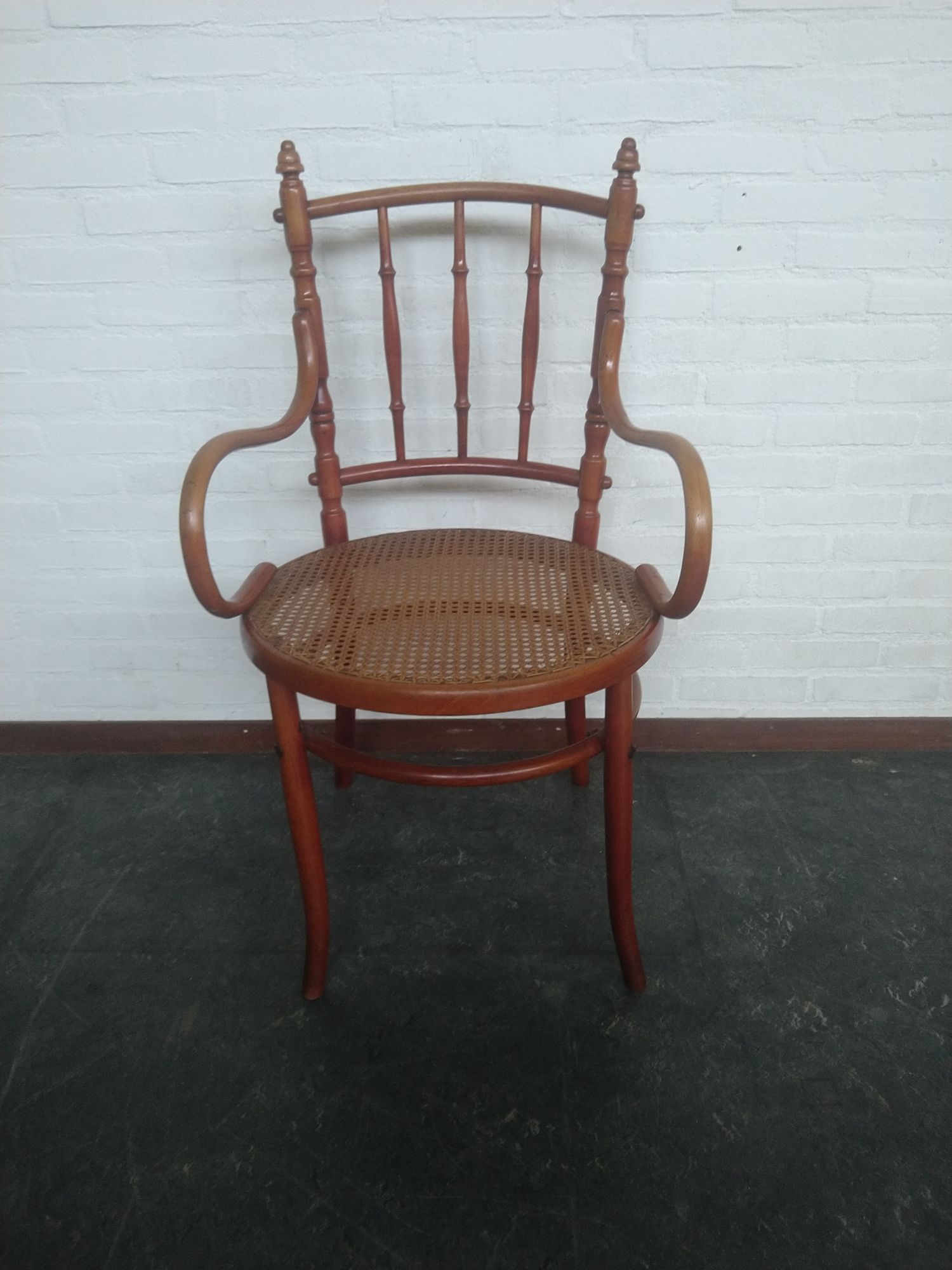 Fishel/Thonet Grote Armstoel 1920 image 2