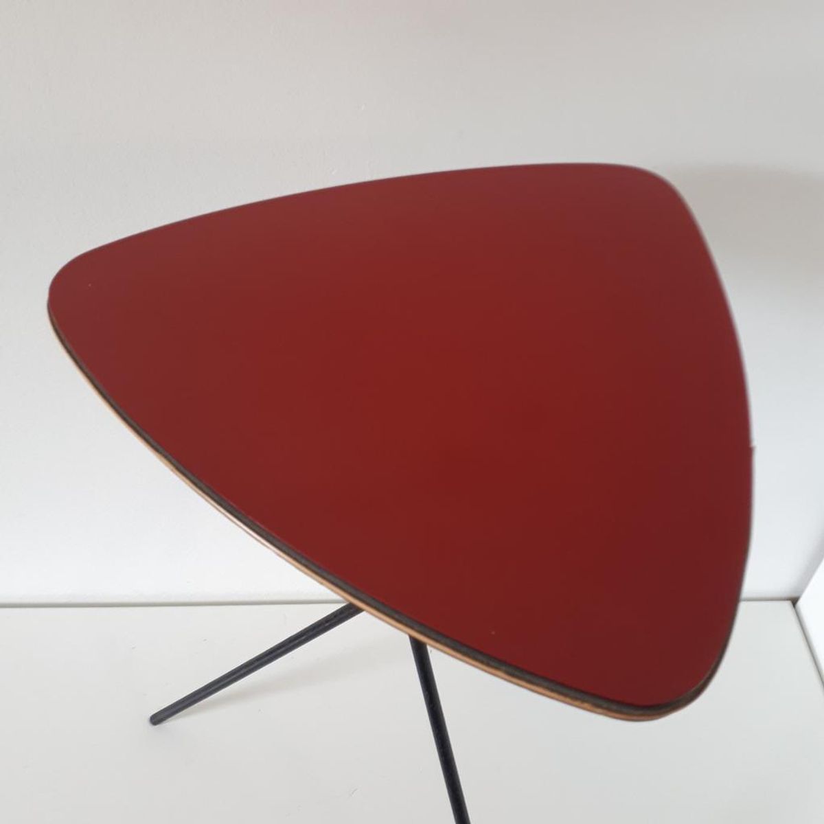 Mathieu Mategot Triangle Artimeta Design Tafeltje image 6