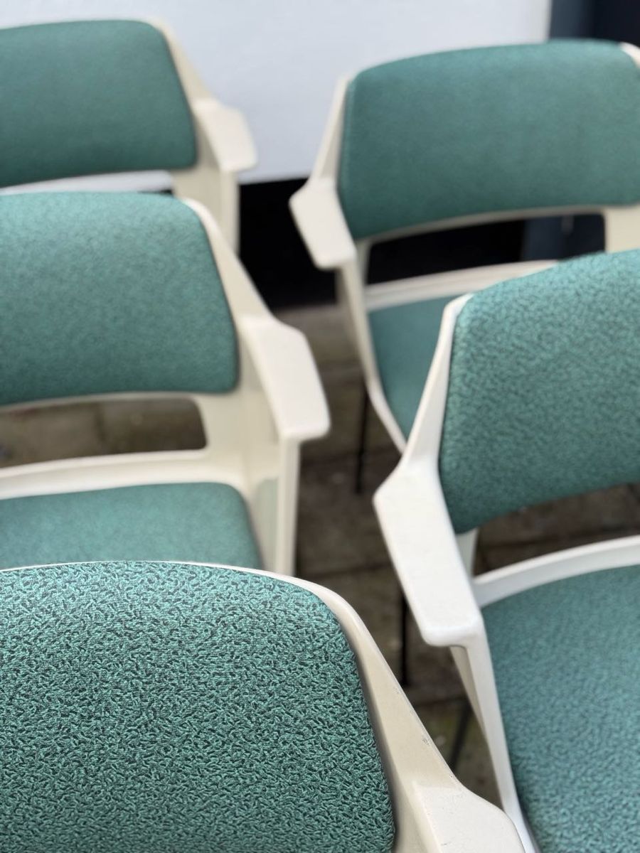 5 Gispen Chairs From Andre Cordemeyer image 2