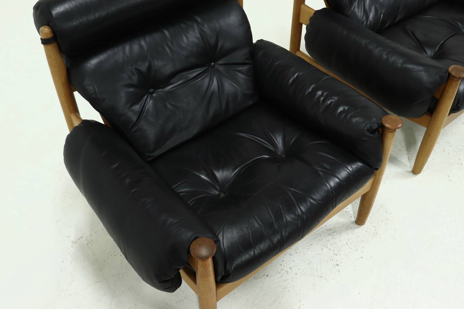 Pair Of Scandinavian Lounge Chairs By Eric Merthen For Ire Möbler 1960s image 13