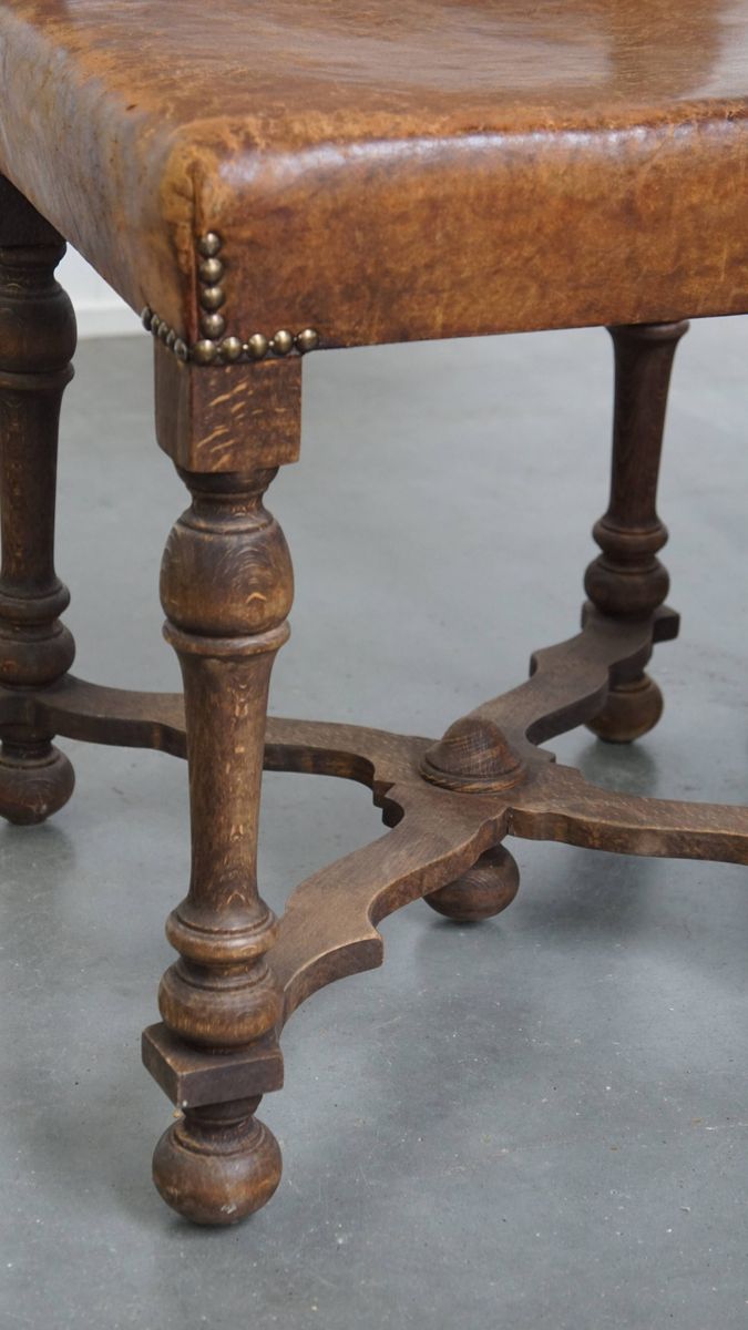Set Van 2 Antieke Houten En Schapenleren Eetkamerstoelen Met Een Mooi Patina Uit Begin 1900 image 9
