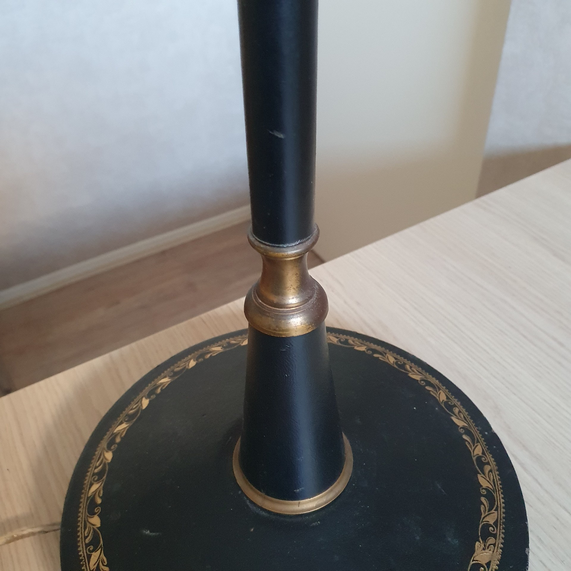 Klassiek - Vloerlamp - Staande Lamp - Met Leder Omkleed -1950 image 14