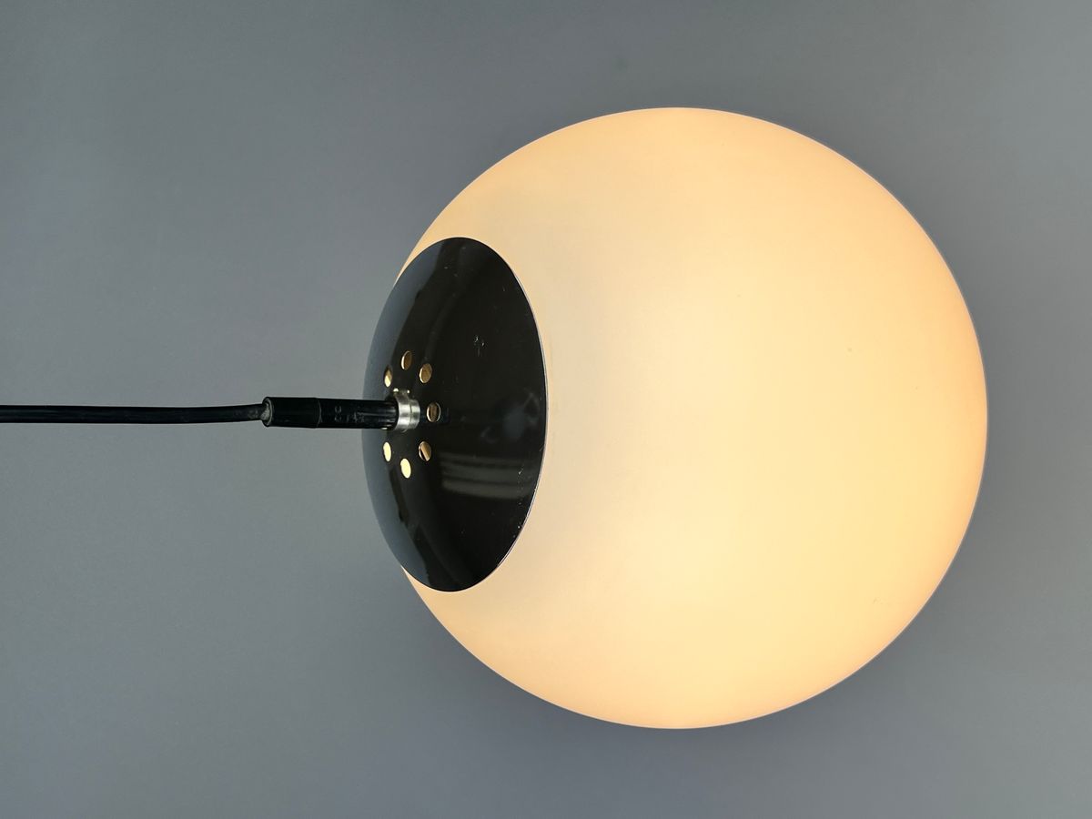 Vintage Raak Hanglamp / Bollamp, B1153 "ochtendnevel" image 6
