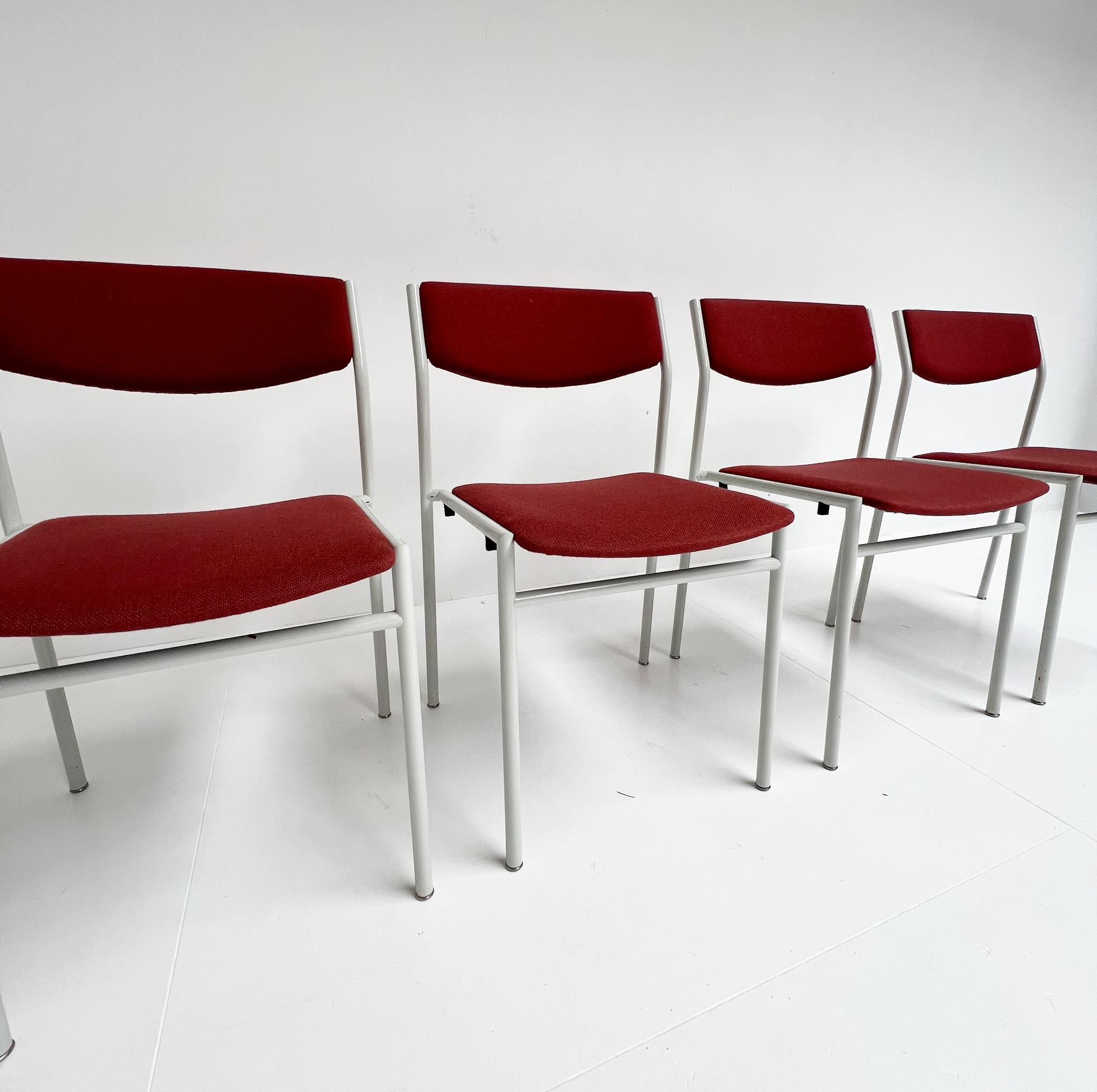 Set Van 6 Stapelbare Stoelen Van Gijs van der Sluis, 1970's image 7