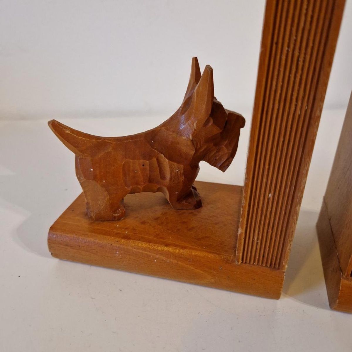 50's 2 Houten Boekensteunen Met Houtsnijwerk Hondjes Terrier image 8