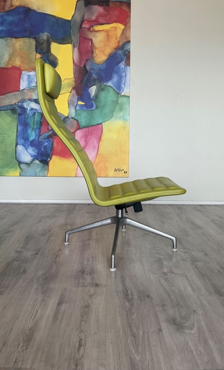Capellini Lotus Attesa High Back Leather Swivel Relax Chair image 10