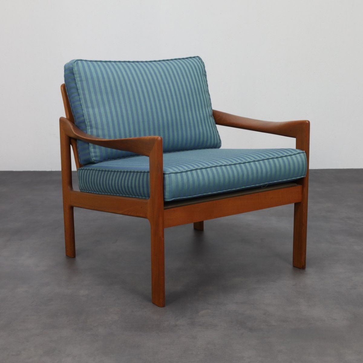 2x Fauteuil Illum Wikkelsö Niels Eilersen 1960s (setprijs) image 7
