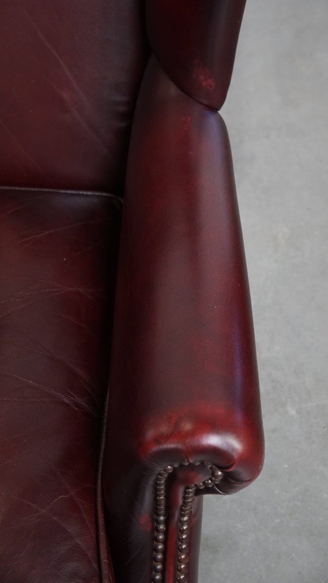 Set Van 2 Mooie En Comfortabele Bordeauxrode Rundleren Oorfauteuils In Engelse Stijl image 9