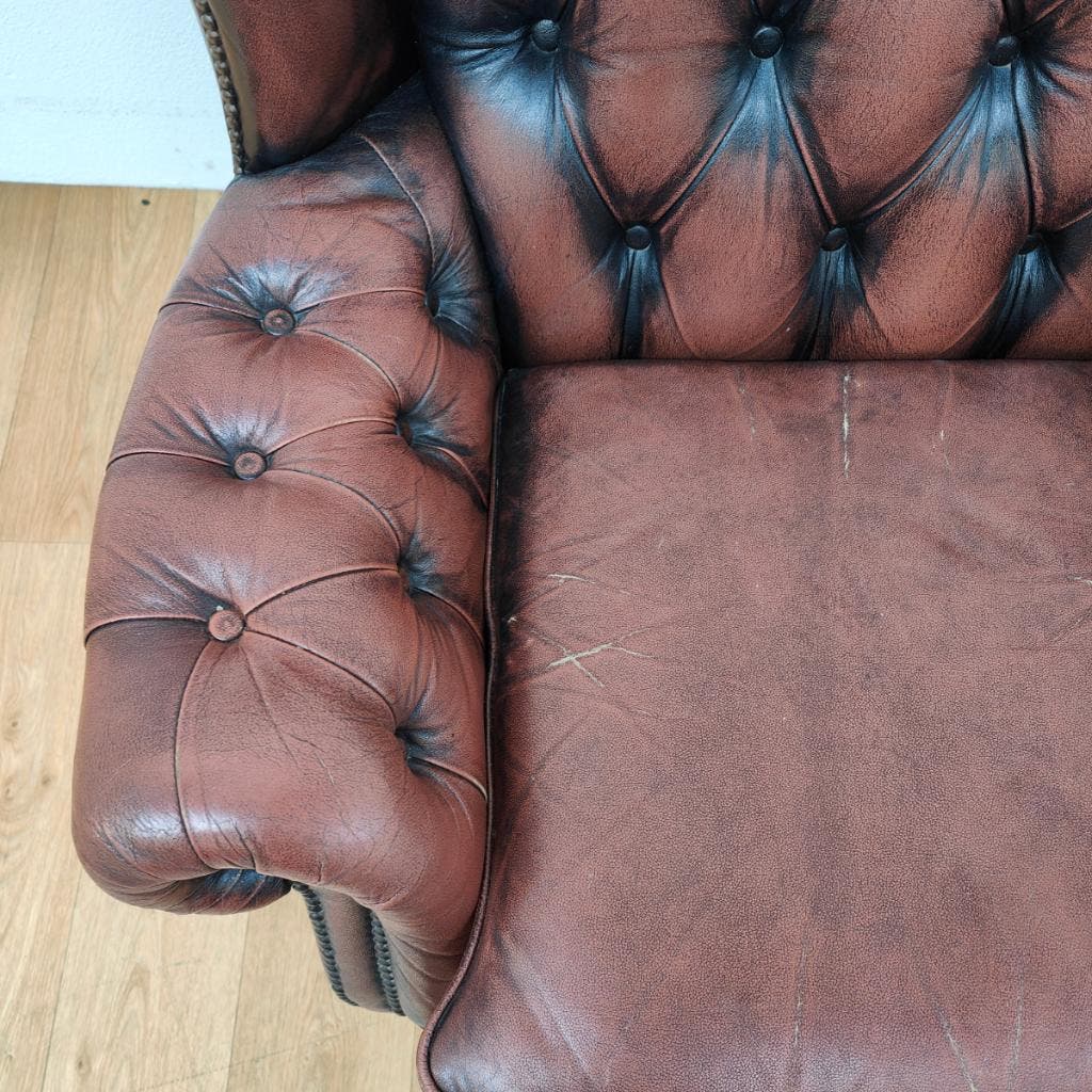 Vintage Chesterfield Stijl Fauteuil, Oorfauteuil 209 image 10