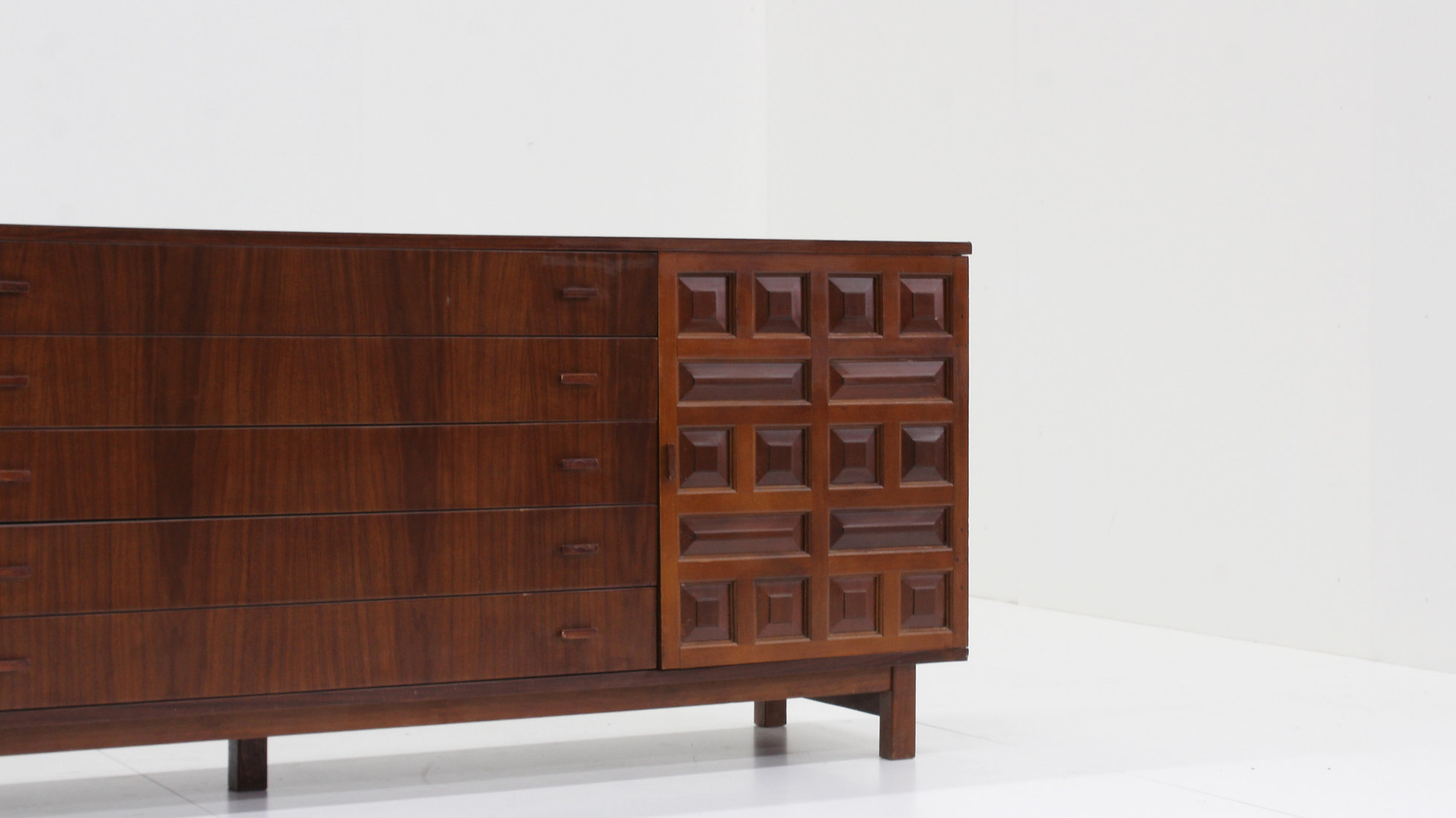 Spanish Brutalist Sideboard Dressoir image 10