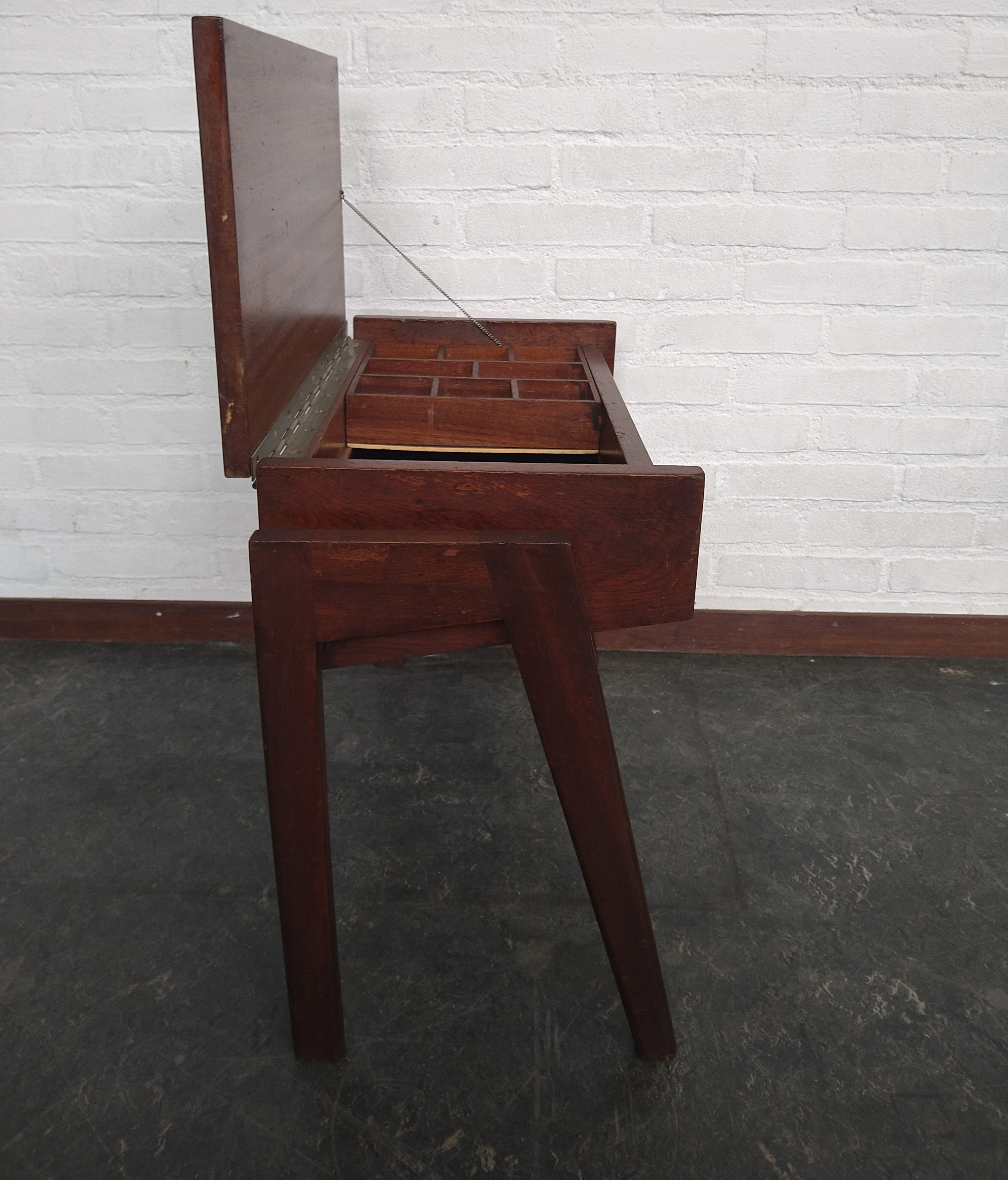 Design Naaibox/bijzettafeltje Scandinavisch Teakhout image 11