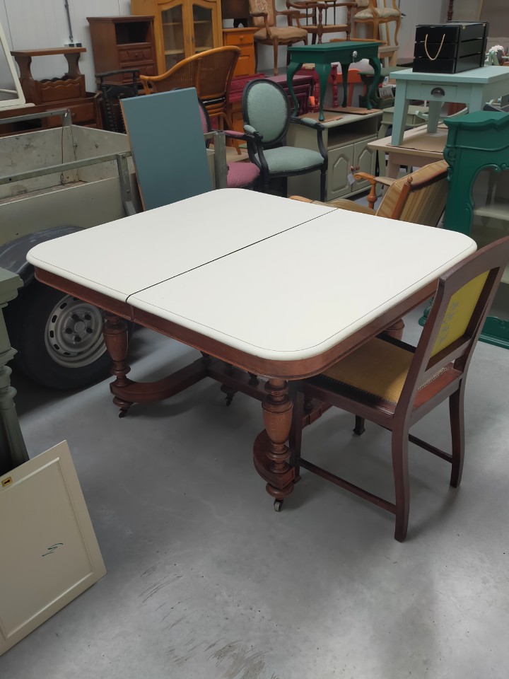 Eetkamertafel Met 6 Stoelen image 8