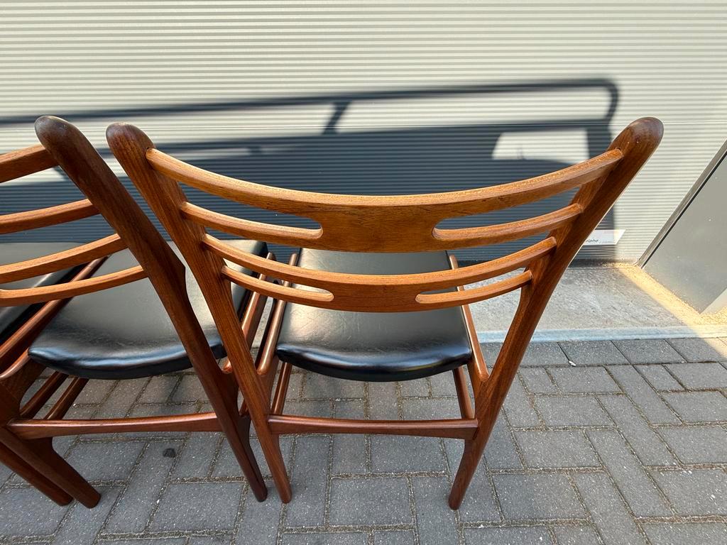4 Johannes Andersen Stoelen, Deens Design image 13
