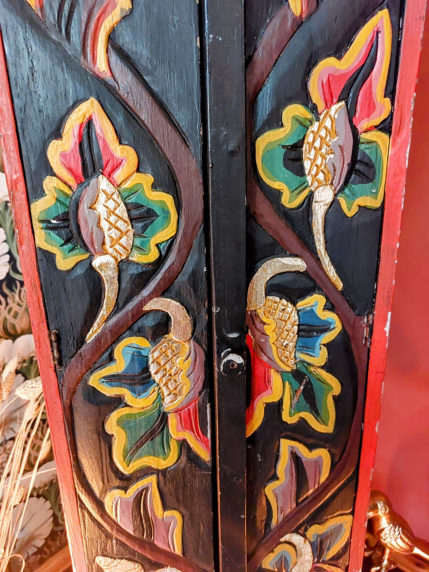 Tibetaans Kastje Houtsnijwerk Handgeschilderd image 6