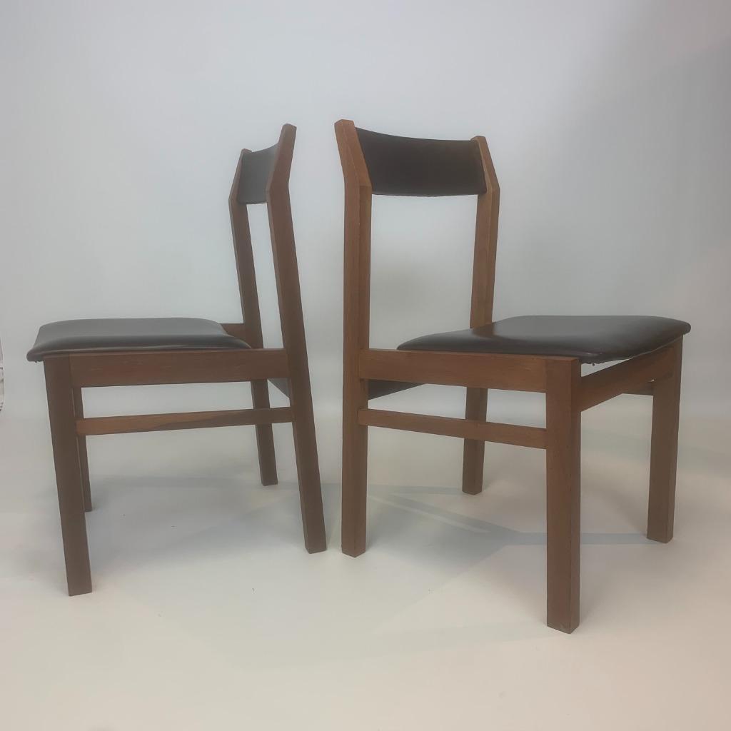 Eetkamerstoelen Van Pieter De Bruyne Voor V-form image 3