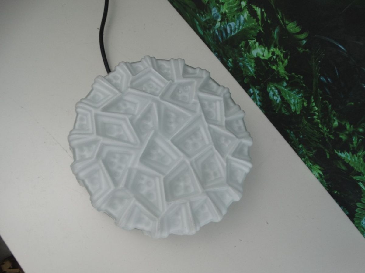 Melkglas Plafondlamp Met Reliëfpatroon image 6