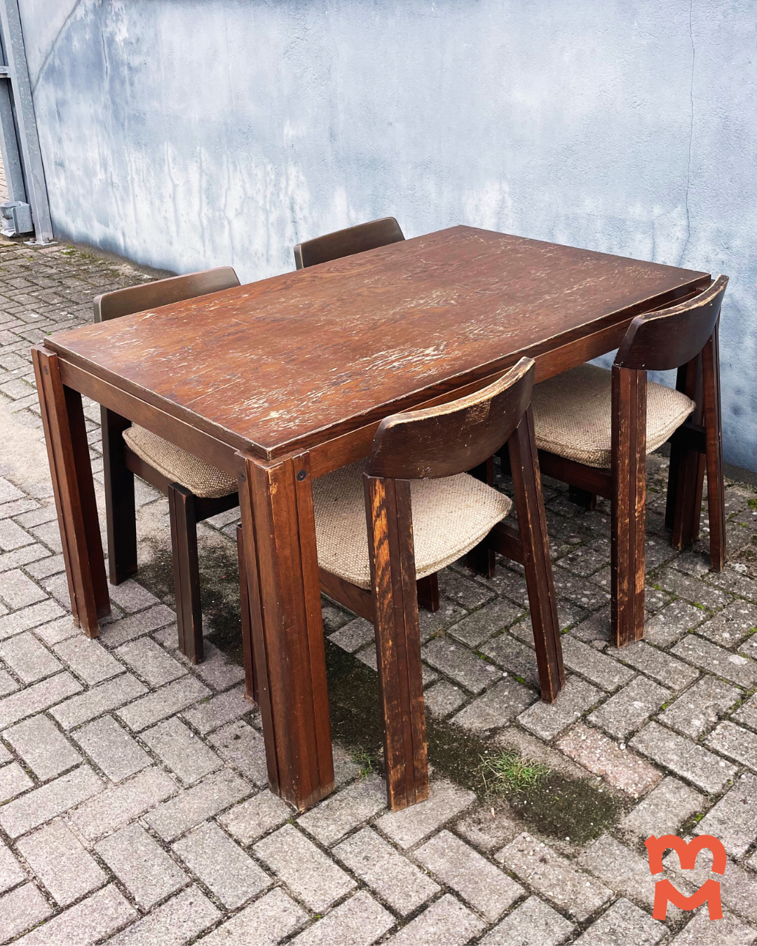 Brutalist Jaren 60 Eetkamerset (uitschuifbare Stafel + 4 Stoelen) image 3