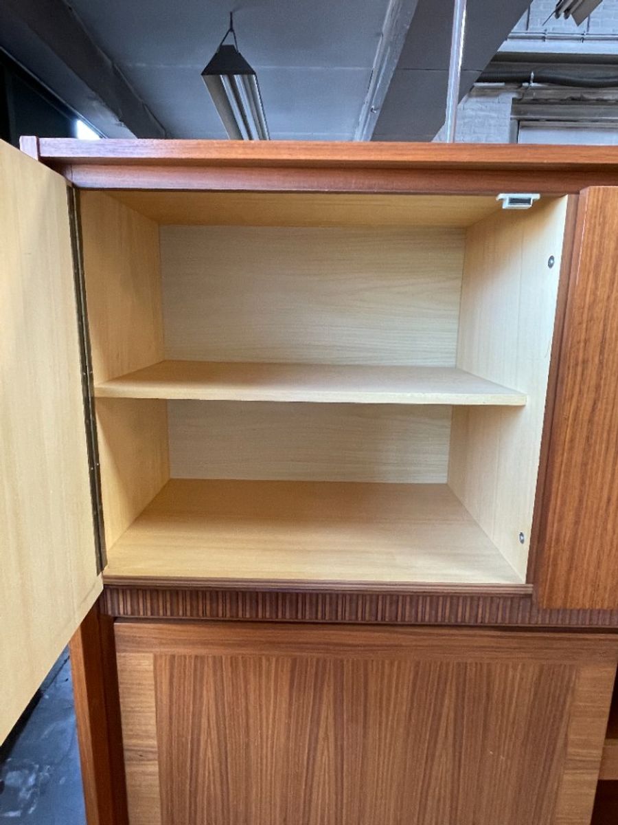 Vintage Zweeds Wandmeubel / Highboard. Royal Board 1970's image 4