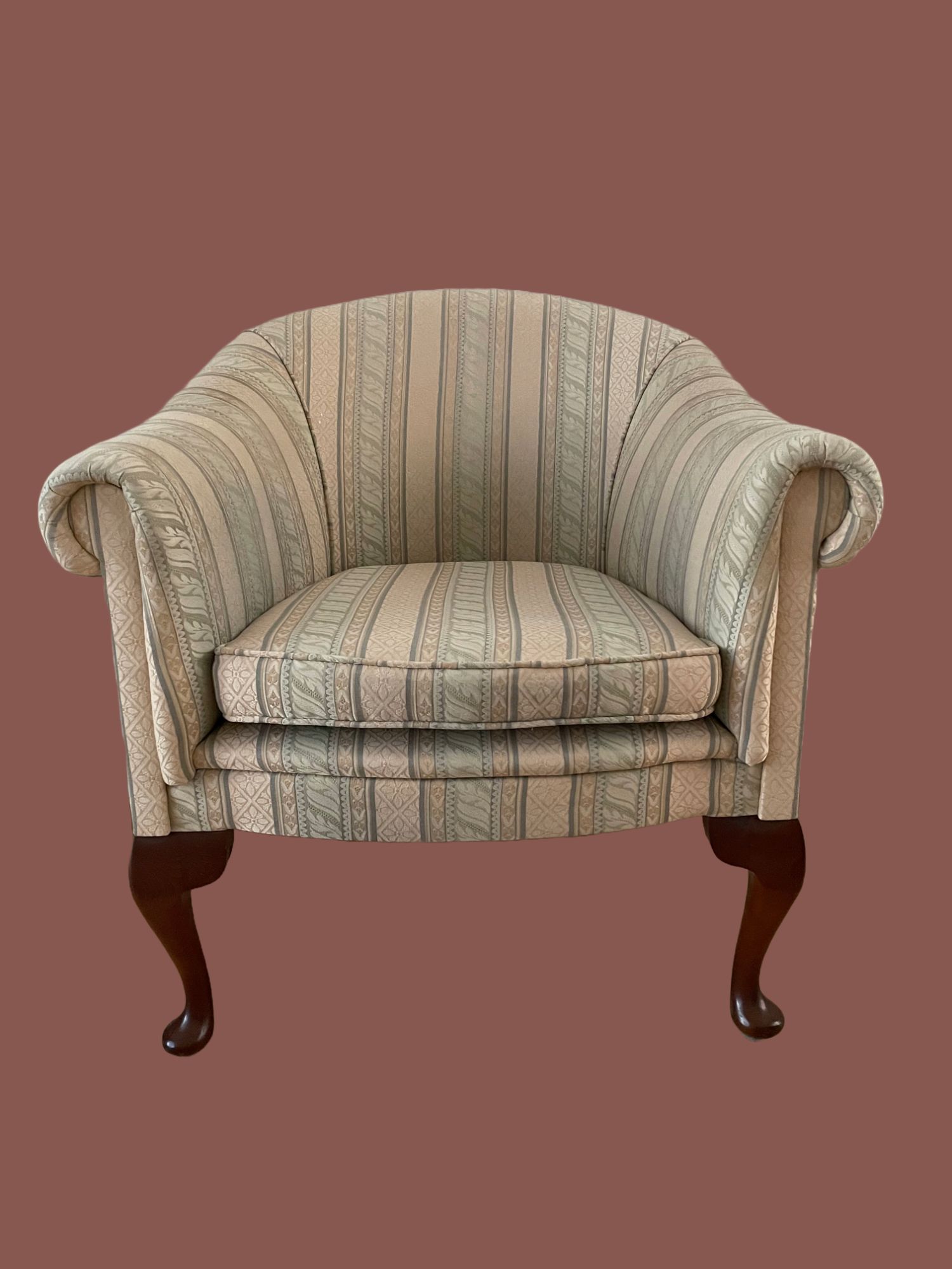 Set Van 2 Chesterfield Byron Tub Chairs image 3