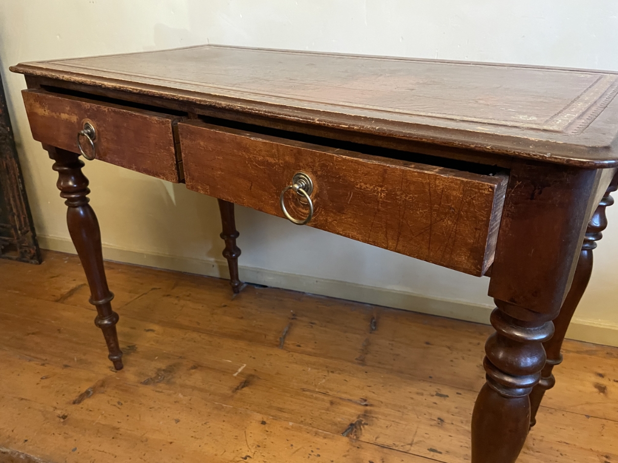 Magnifiek Bureau Werktafel Leer En Ingelegd Met Bladgoud 19e Eeuws Frans image 14