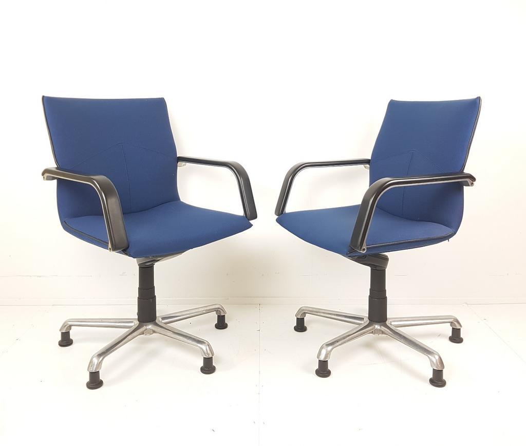 2 Artifort Bureaustoelen Blauw | Blauwe Bureaustoel Setprijs image 9