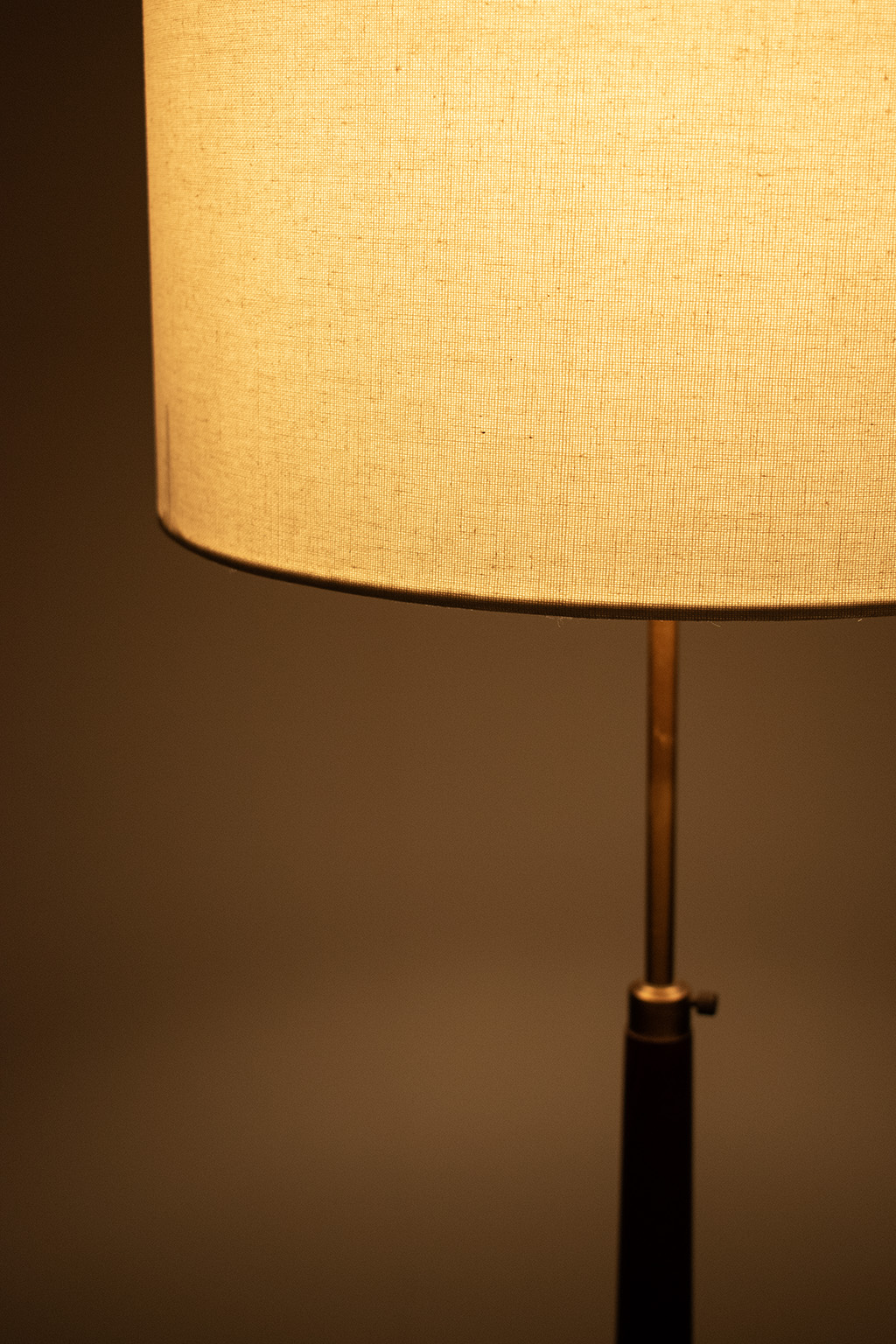 Deense Vloerlamp Teak Met Messing 71209 image 6