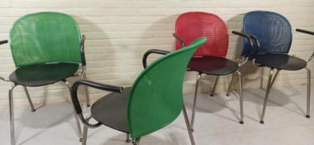 6 Postmodern Orta Stoelen, Christoph Hindermann, Dietiker image 11