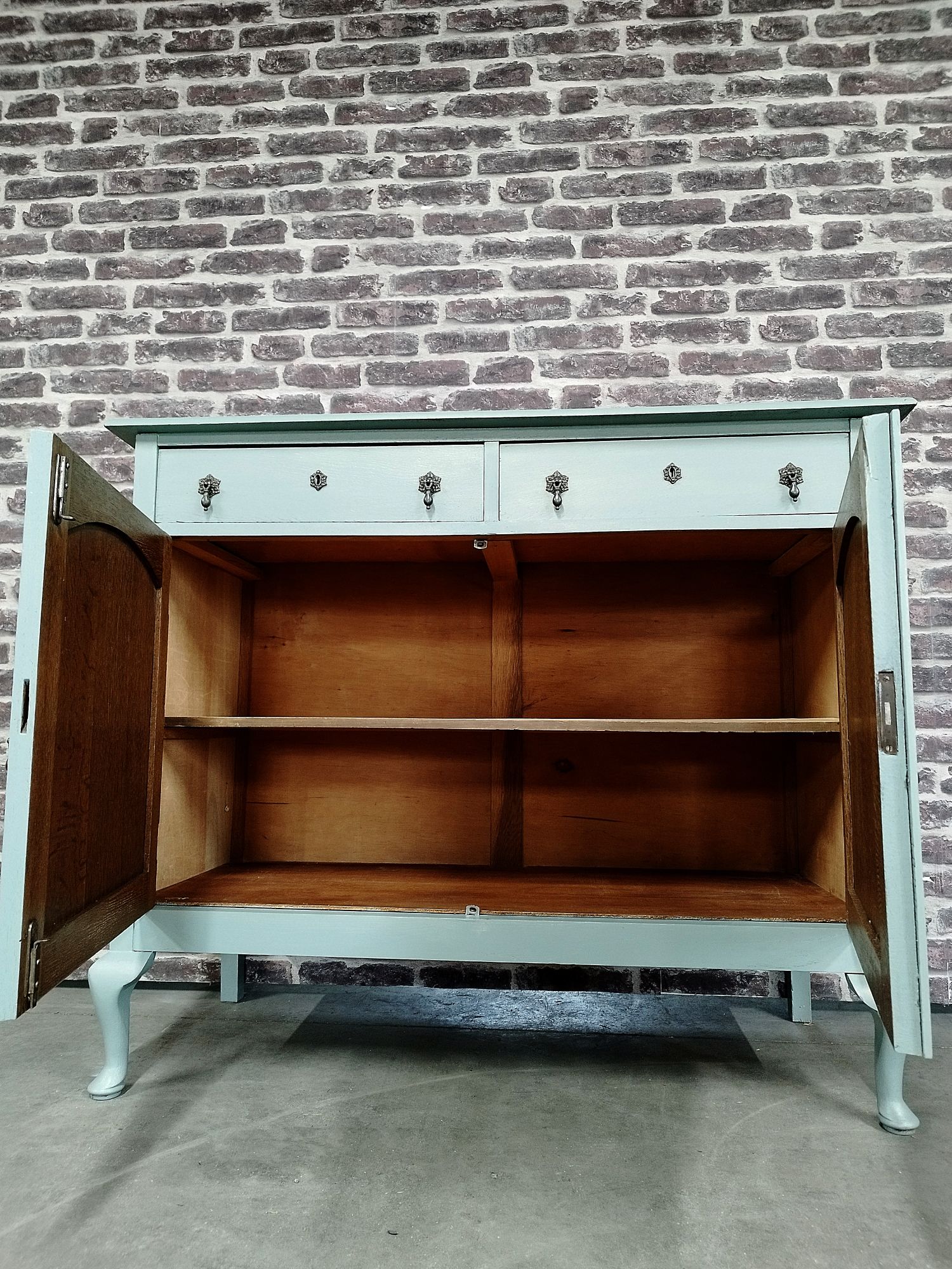 Meidenkast/ Dressoir / Ladekast/ Commode image 9