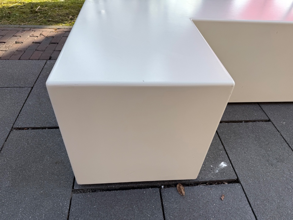 L Vormige Space Age Coffeetable image 6