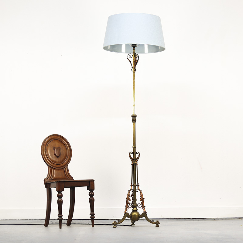 Antieke Staande Engelse Vloerlamp Roodkoper En Messing image 6