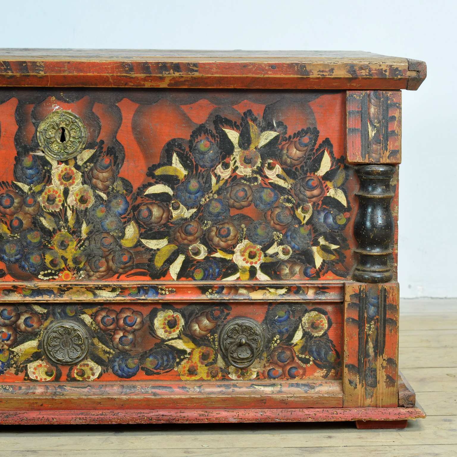 Folk Art Bruidskist, Circa 1850 image 12
