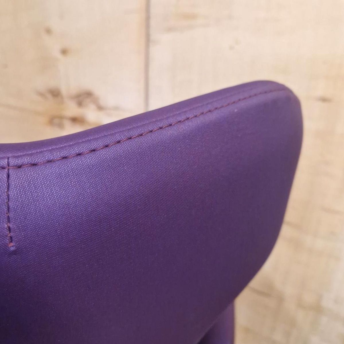 Stijlvolle Strakke Lexi Lounge Paarse Draaifauteuil image 12