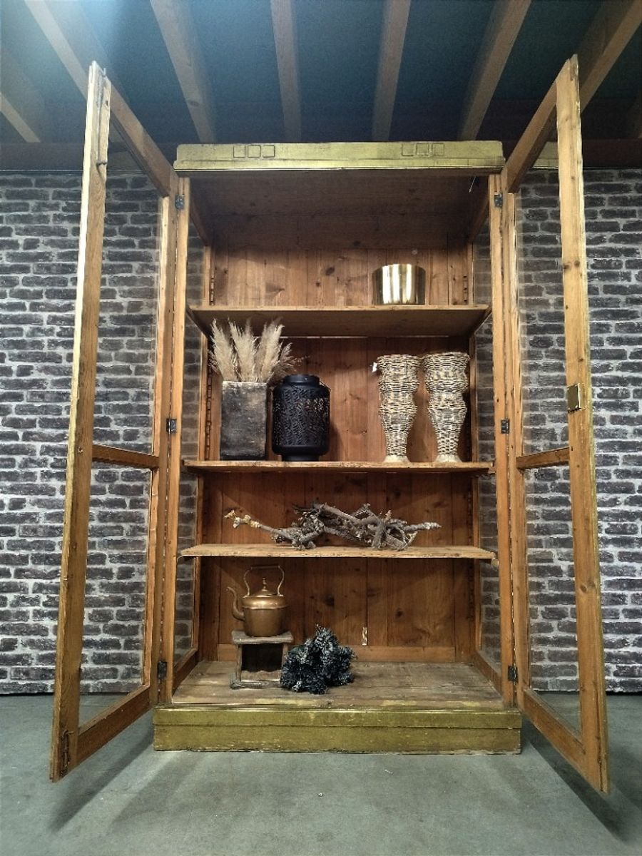 Oude Vitrinekast / Schoolkast / Apothekerskast / Buffetkast image 2
