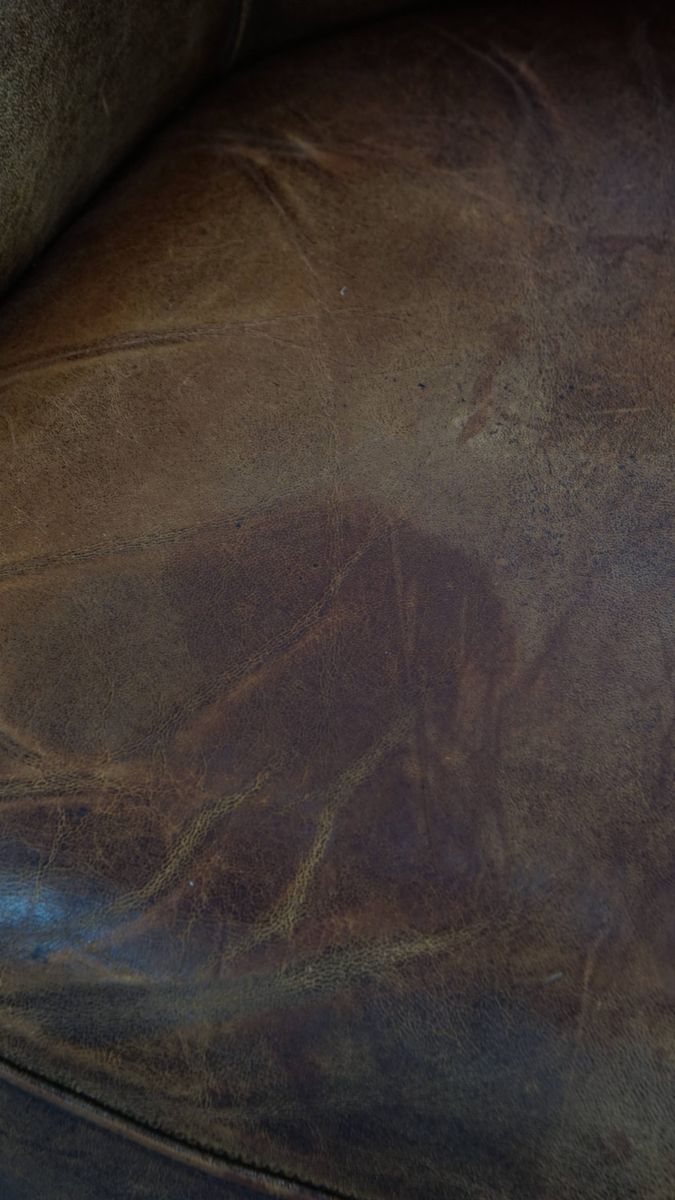 Unieke En Tijdloze Schapenleren Clubfauteuil Met Een Geweldig Patina image 13