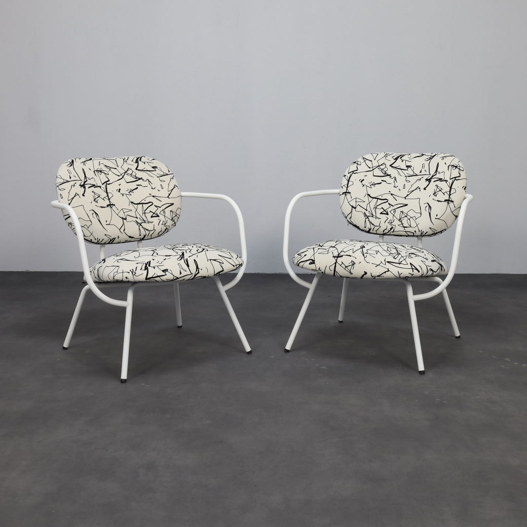 Pair Of Lounge Chairs “pi Lounge” By Richard Hutten For Puik Design image 2