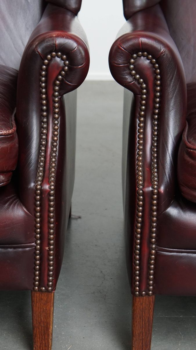 Set Van 2 Mooie En Comfortabele Bordeauxrode Rundleren Oorfauteuils In Engelse Stijl image 10
