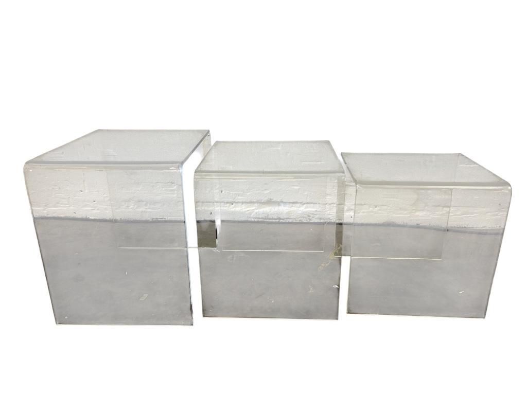 Set Van 3 Nesting Tables In Plexiglas / Salontafel image 13
