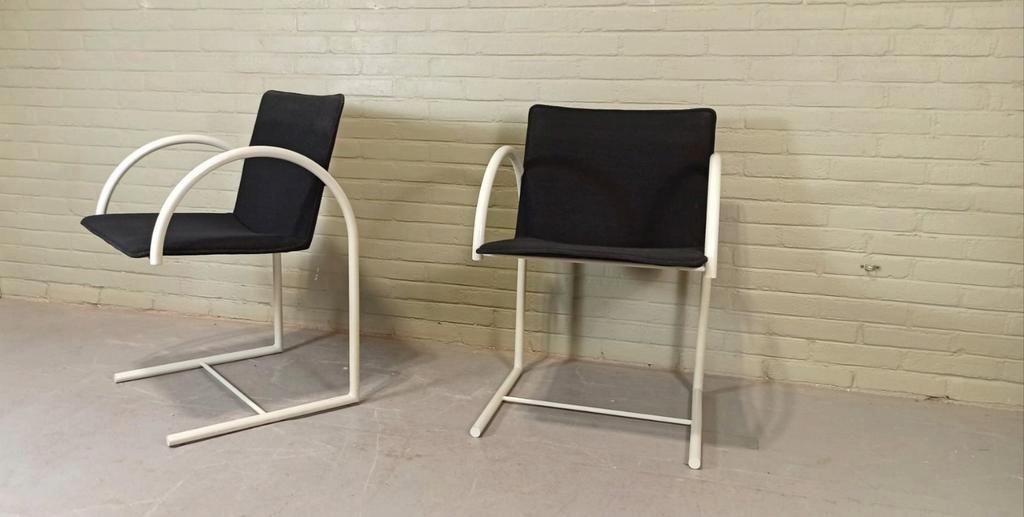 Set Van 2 Vintage Cirkel Stoelen, Metaform, Postmodern image 13