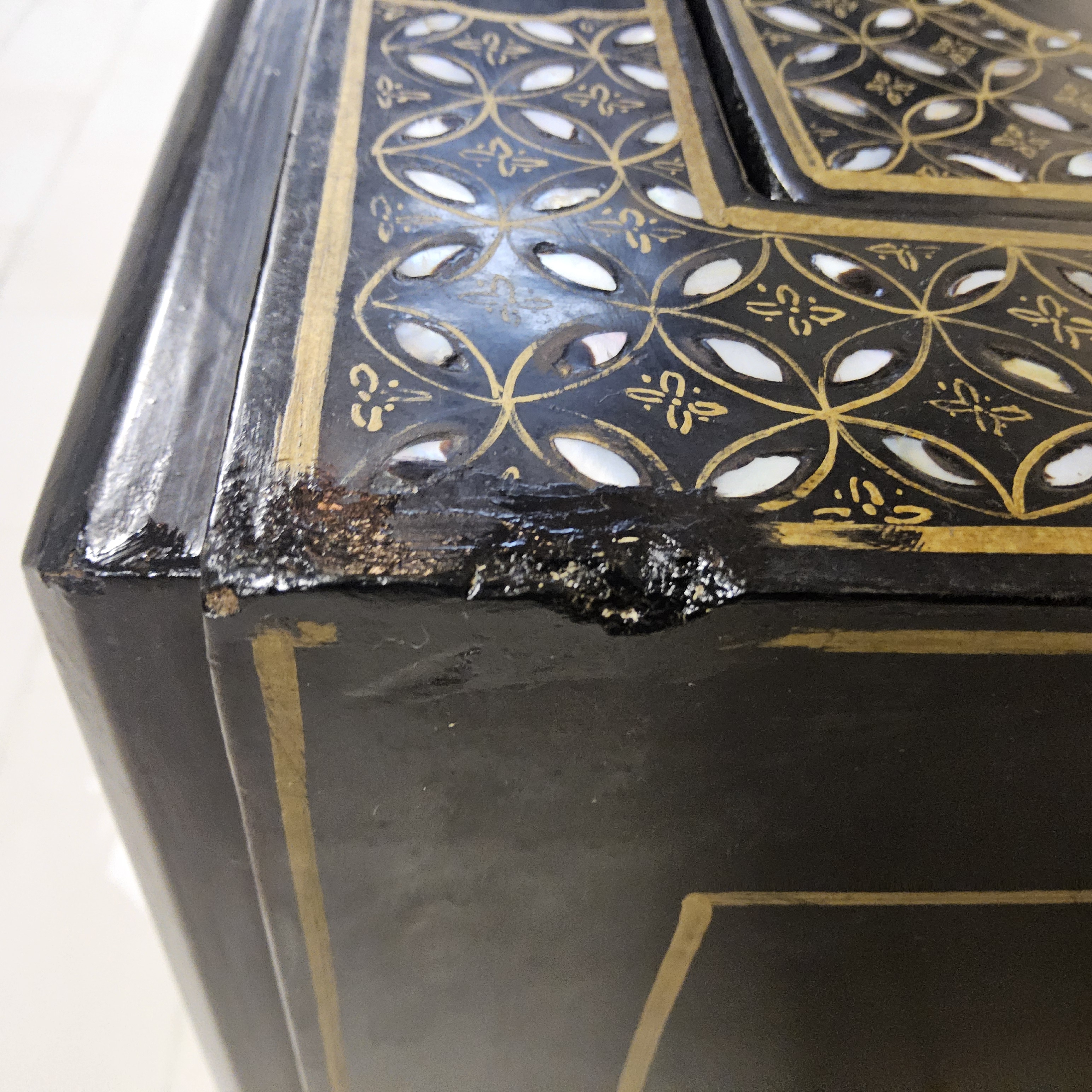 Vintage Chinese Lakkast Vogels Bloemen (speksteen) Bohemian Kast / Oosterse Kast / Aziatische Kast image 21