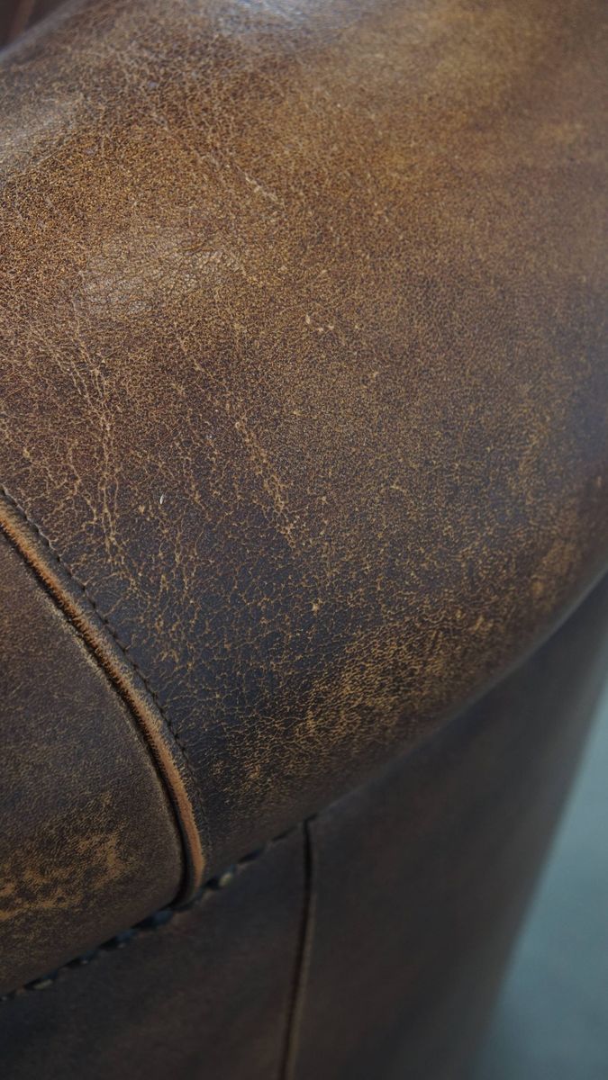 Comfortabele En Karaktervolle Schapenleren Clubfauteuil Met Een Prachtige Kleurstelling image 14