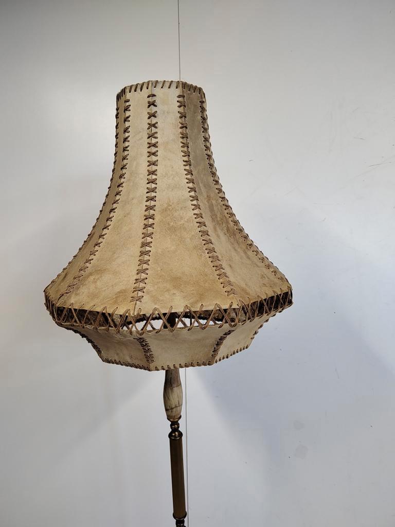 Vintage Staande Lamp Met Lederen Kap image 4
