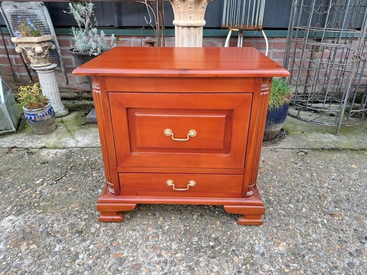Klassiek Engels Bureau Ladekast, Nachtkastje Bijzettafel Met image 2