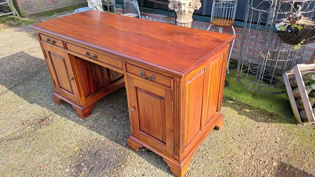 Teakhouten Bureau, Schrijftafel, Desk Afm. 150 X 64cm En 79c image 2