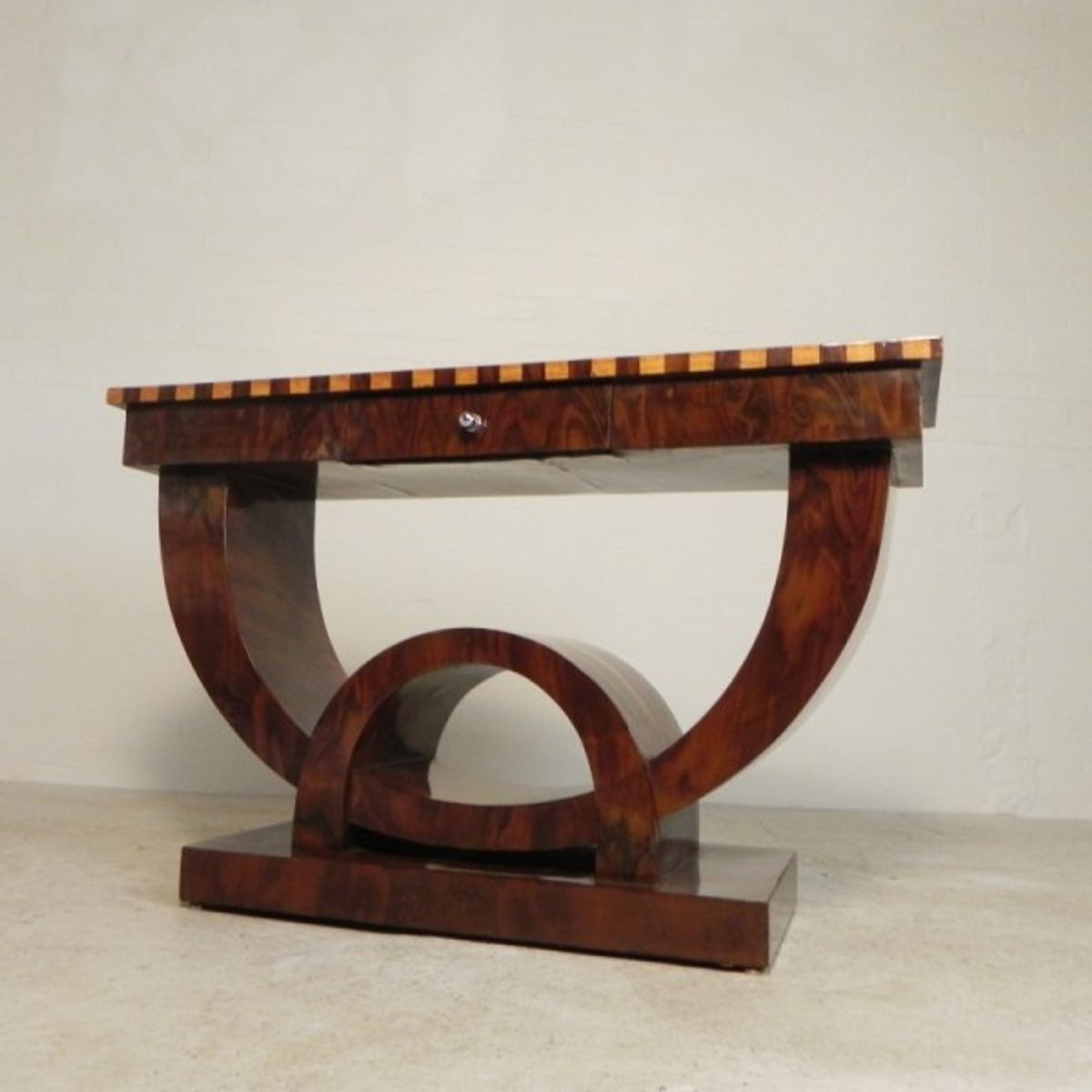 Art Deco Stijl Consoletafel Met Verschillende Soorten Ingelegd Hout image 4