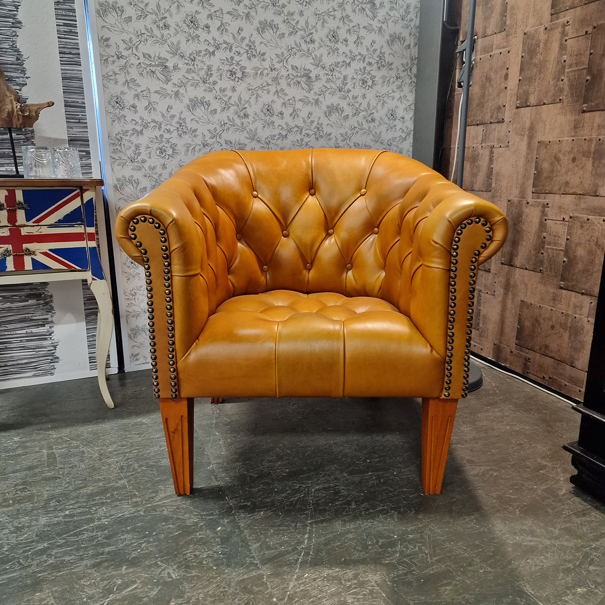Chesterfield Club Chair - Golden Oak image 4