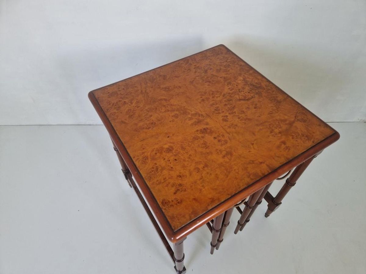 Mahonie Houten Klassieke Nest Tafeltjes. image 3
