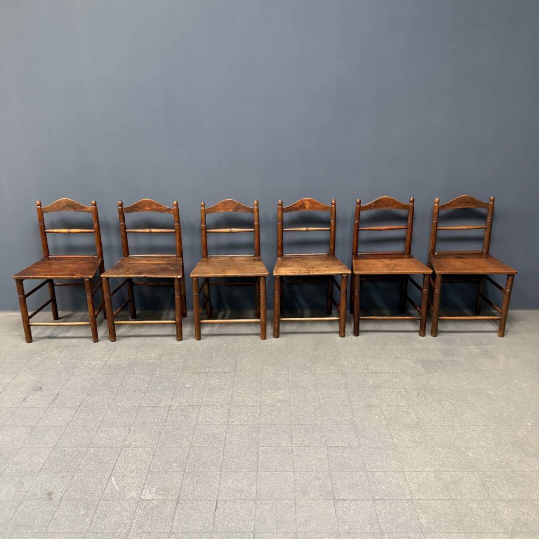 Set Van Zes Oude Engelse Keukenstoelen image 3