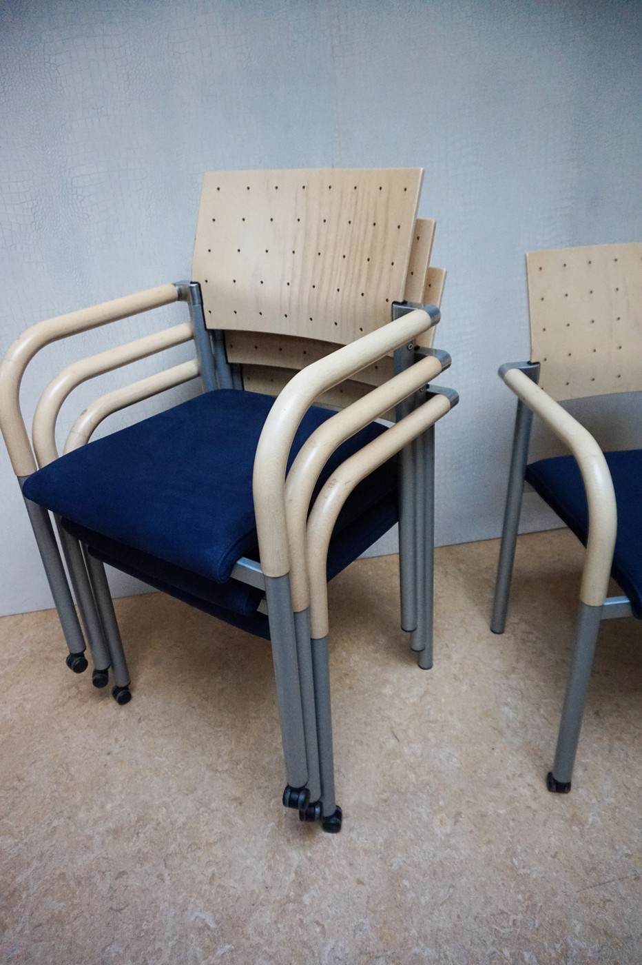 5 X Postmoderne Memphis Stijl Armstoelen/ Vergaderstoelen Door Arge2 Voor Wiesner Hager, 1980S image 25